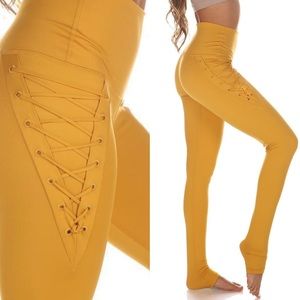 MIKA YOGA WEAR Victoria Legging